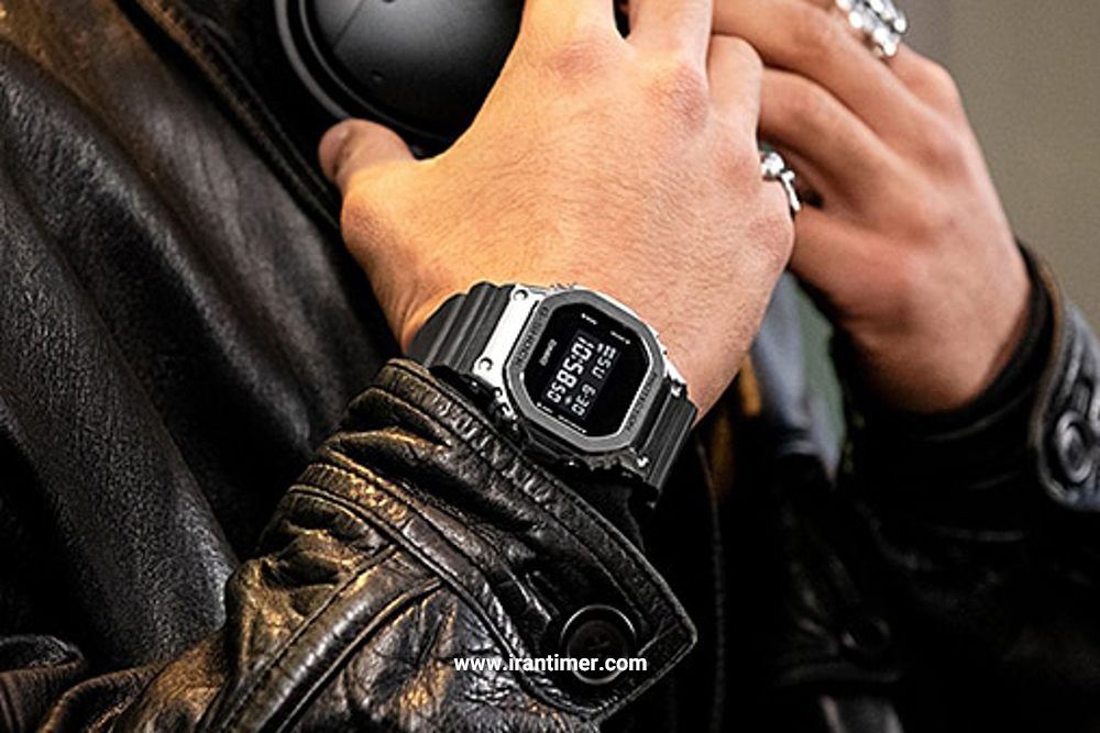 ظاهر ساعت مچی مردانه کاسیو مدل GM-5600-1DR