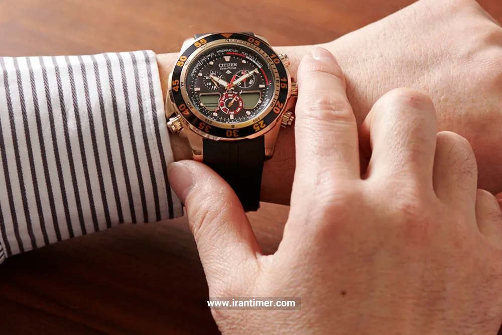 خرید ساعت مچی مردانه سیتیزن مدل JR4046-03E مناسب چه افرادی است؟