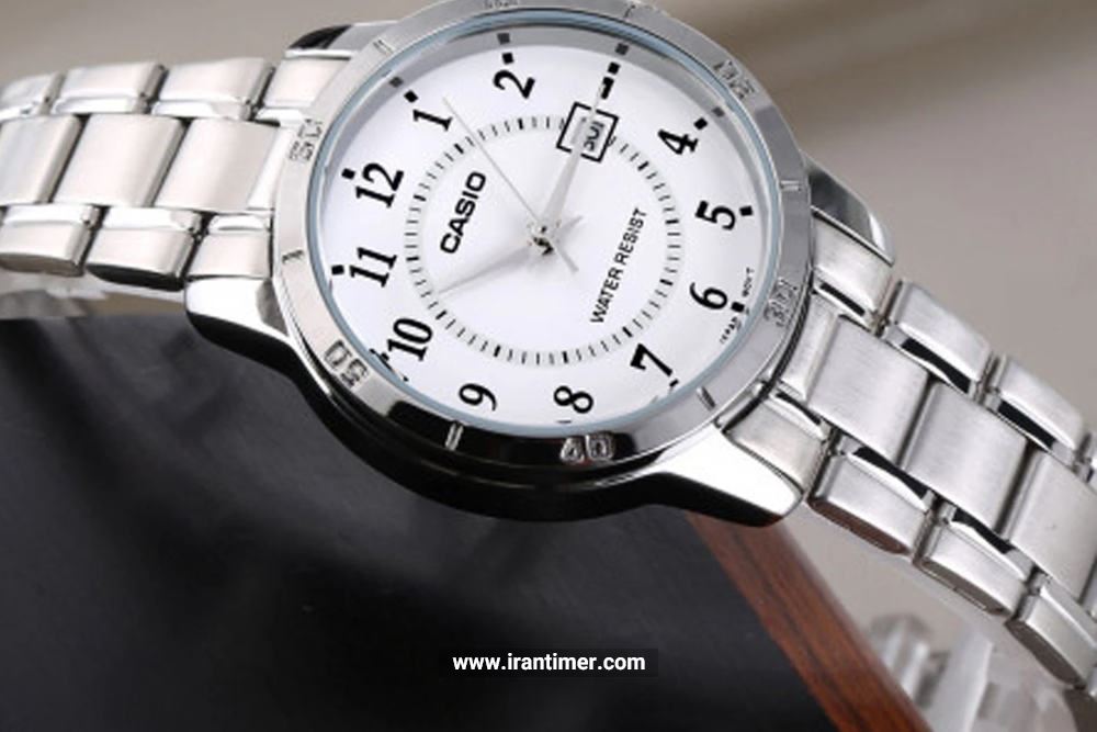 ساعت مچی زنانه کاسیو مدل LTP-V004D-7BUDF از چه امکاناتی برخوردار است؟