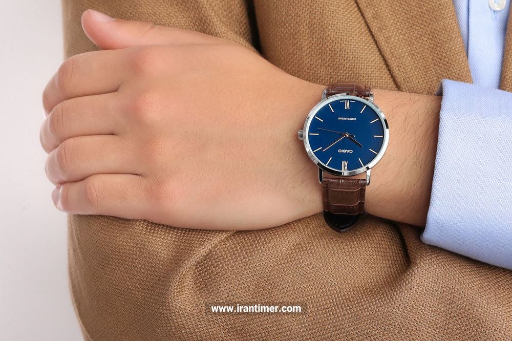ساعت مچی زنانه کاسیو مدل LTP-VT01L-2BUDF ساعتی ساده با ترکیب رنگ خاص