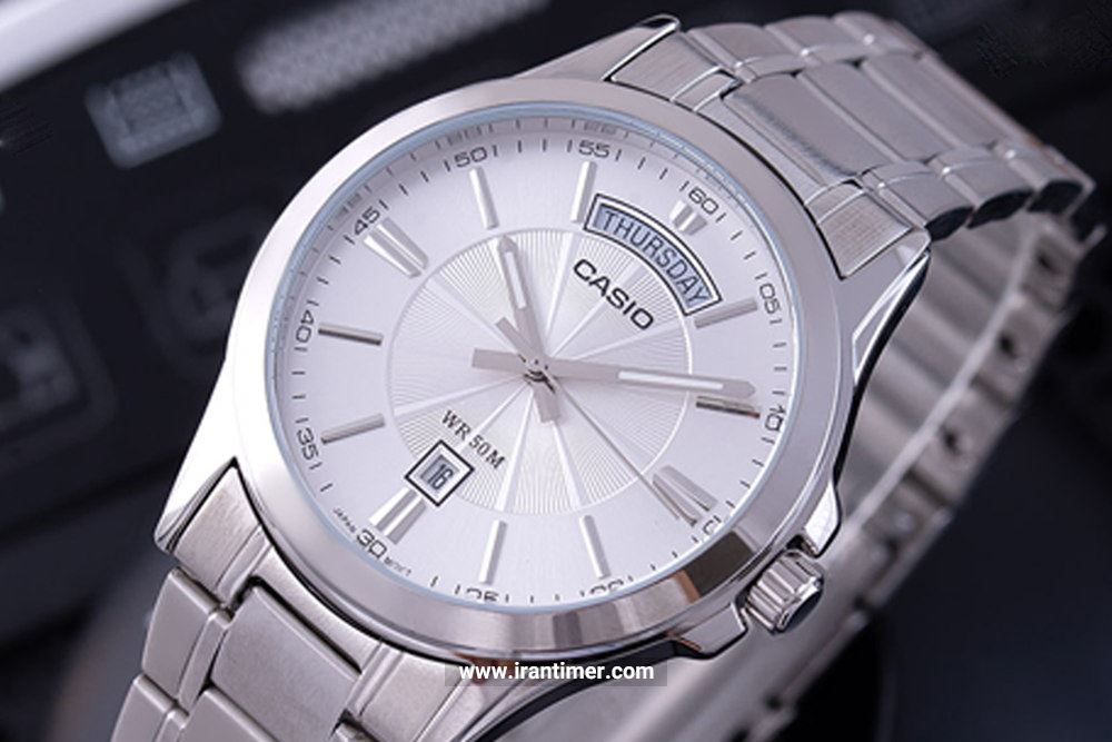 خریداران ساعت مچی مردانه کاسیو مدل MTP-1381D-7AVDF چه افرادی هستند؟