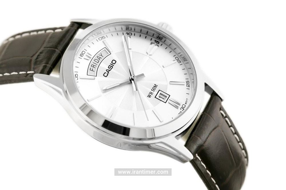 خرید ساعت مچی مردانه کاسیو مدل MTP-1381L-7AVDF مناسب چه افرادی است؟