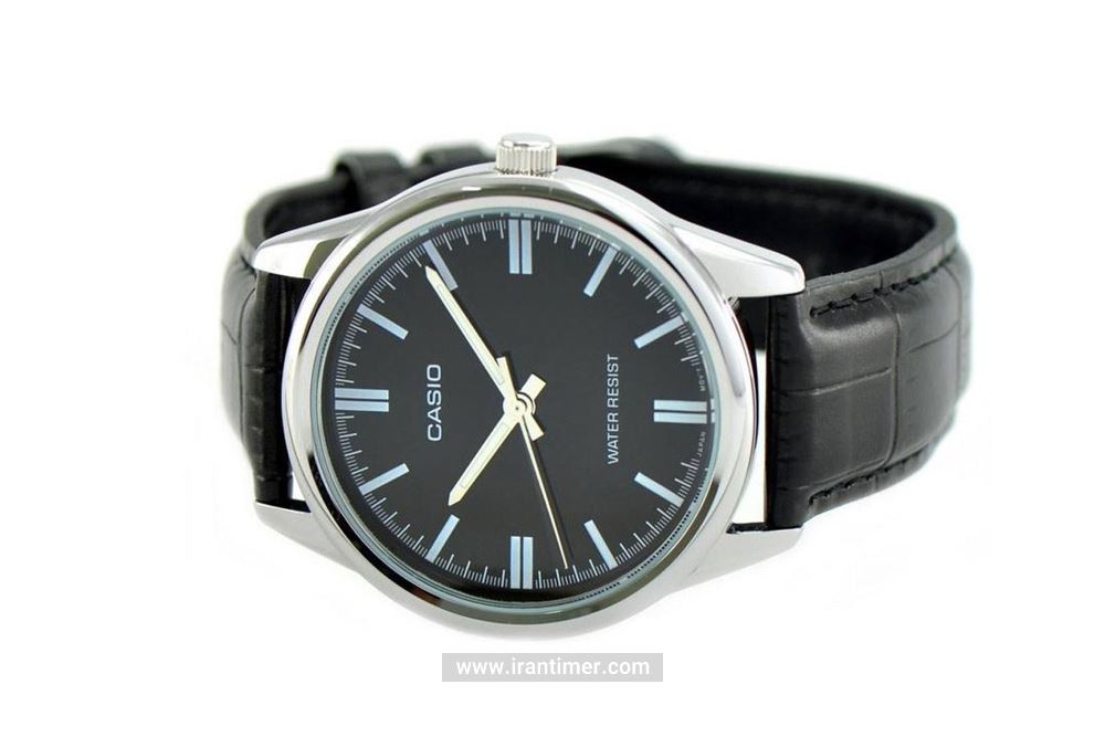 بررسی ظاهری این ساعت کوارتز