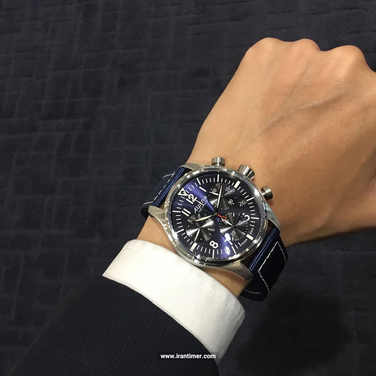 ساعت مچی مردانه آلپینا مدل AL-371NN4S6 ساعتی تقویم دار بهره مند از موتور با کیفیت و خوش ساخت