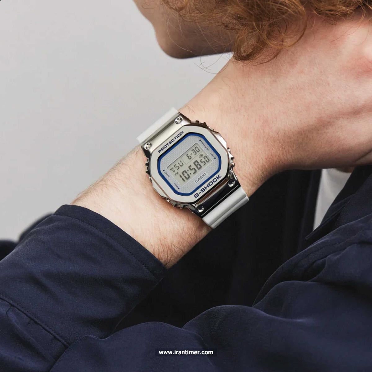 ساعت مچی مردانه کاسیو مدل GM-5600LC-7DR ساعتی