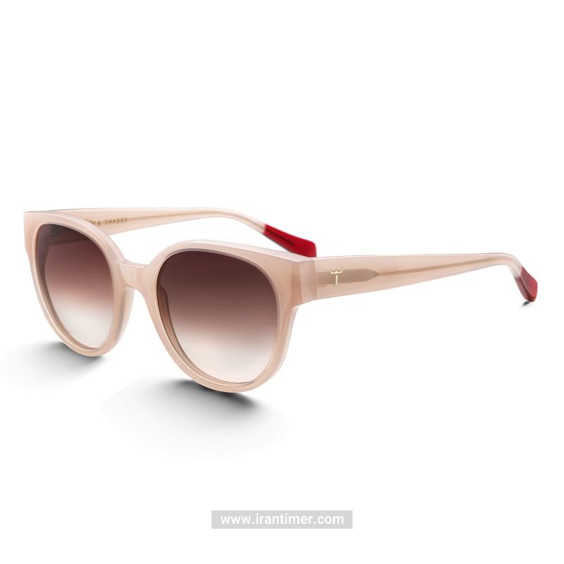 قیمت و خرید عینک آفتابی زنانه کلاسیک (TRIWA) مدل Peach Thelma 113 | اورجینال و اصلی
