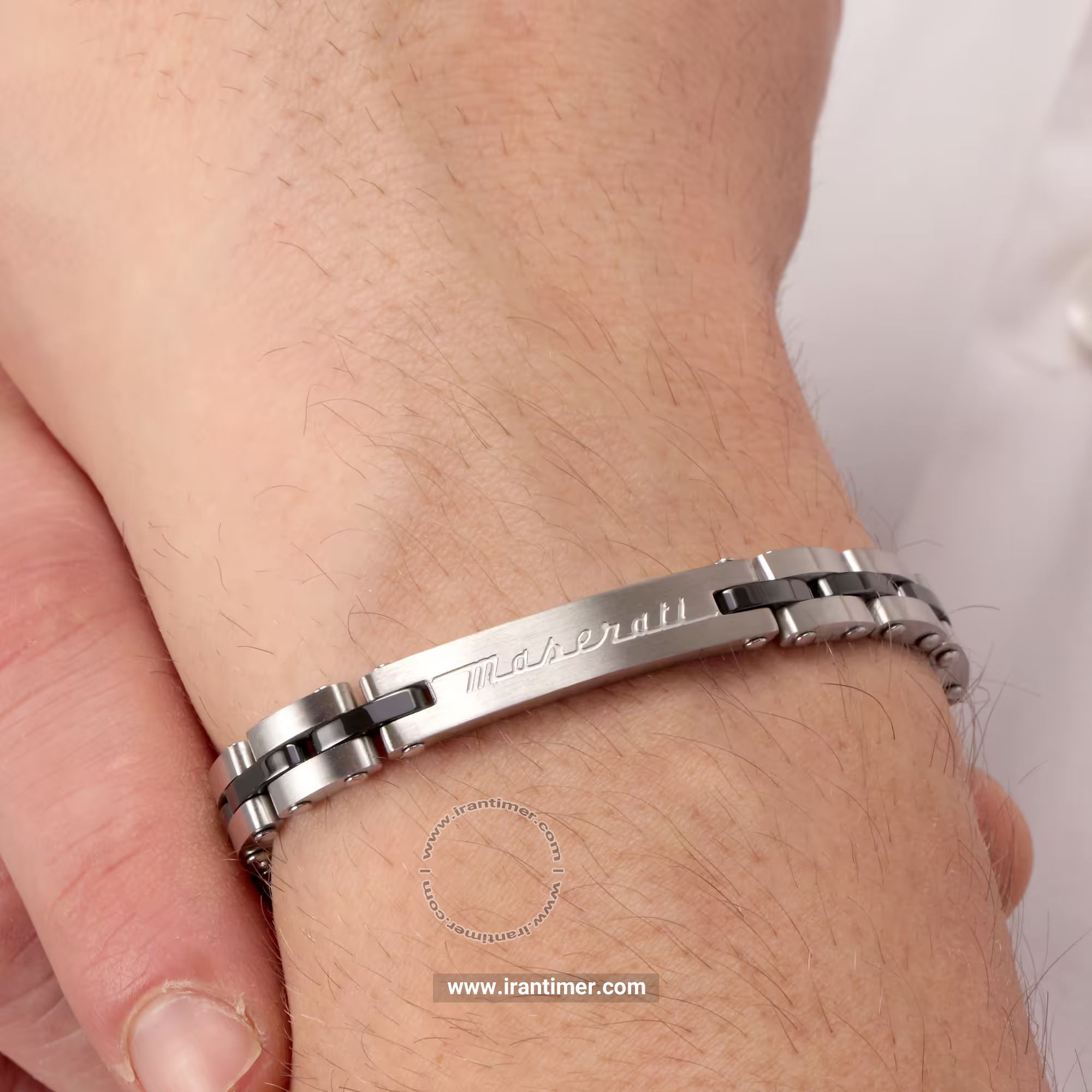 قیمت و خرید دستبند باز مردانه مازراتی(MASERATI) مدل JM220ASR07 کلاسیک | اورجینال و اصلی