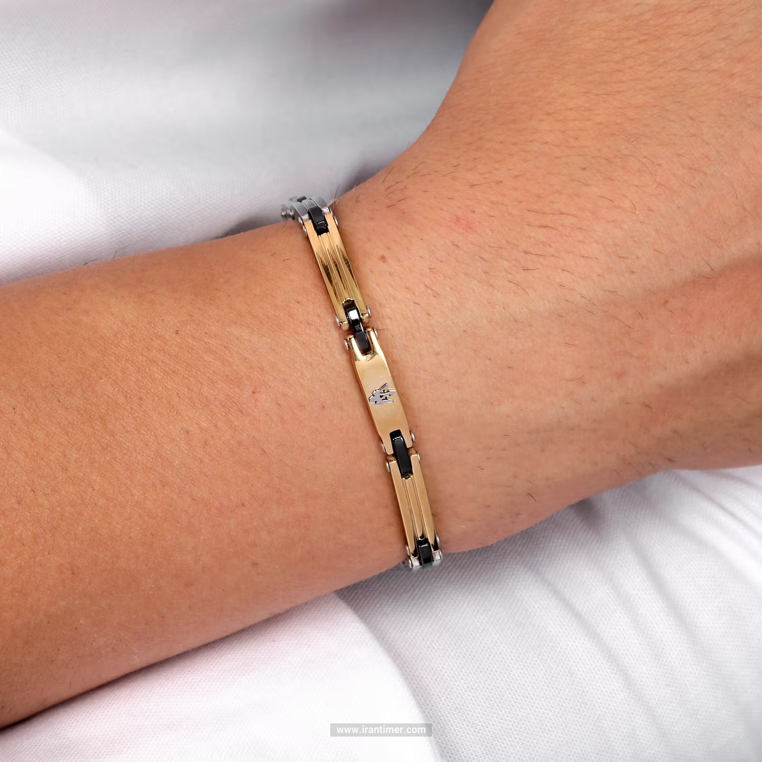 قیمت و خرید دستبند باز مردانه مازراتی(MASERATI) مدل JM421ATZ11 کلاسیک | اورجینال و اصلی