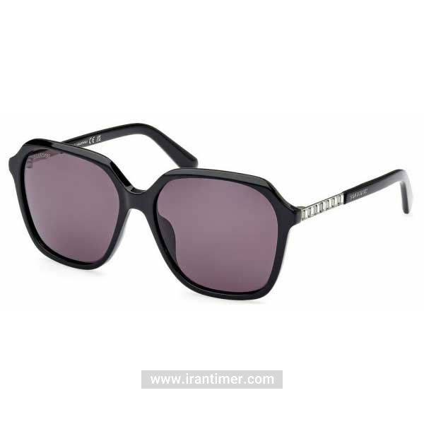 قیمت و خرید عینک آفتابی زنانه کلاسیک (SWAROVSKI) مدل SK 0390 01A 56 | اورجینال و اصلی