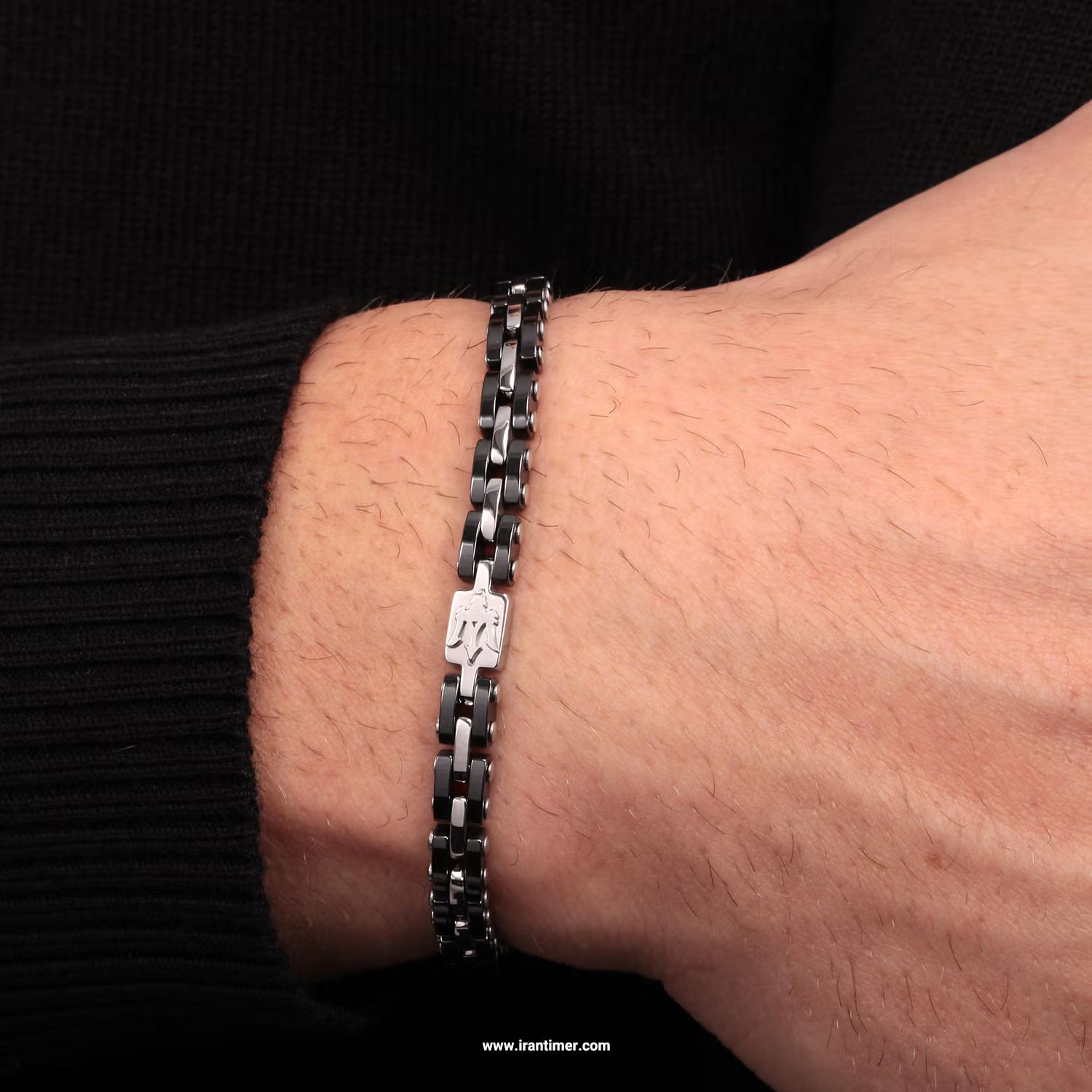 قیمت و خرید دستبند باز مردانه مازراتی(MASERATI) مدل JM420ATI02 کلاسیک | اورجینال و اصلی