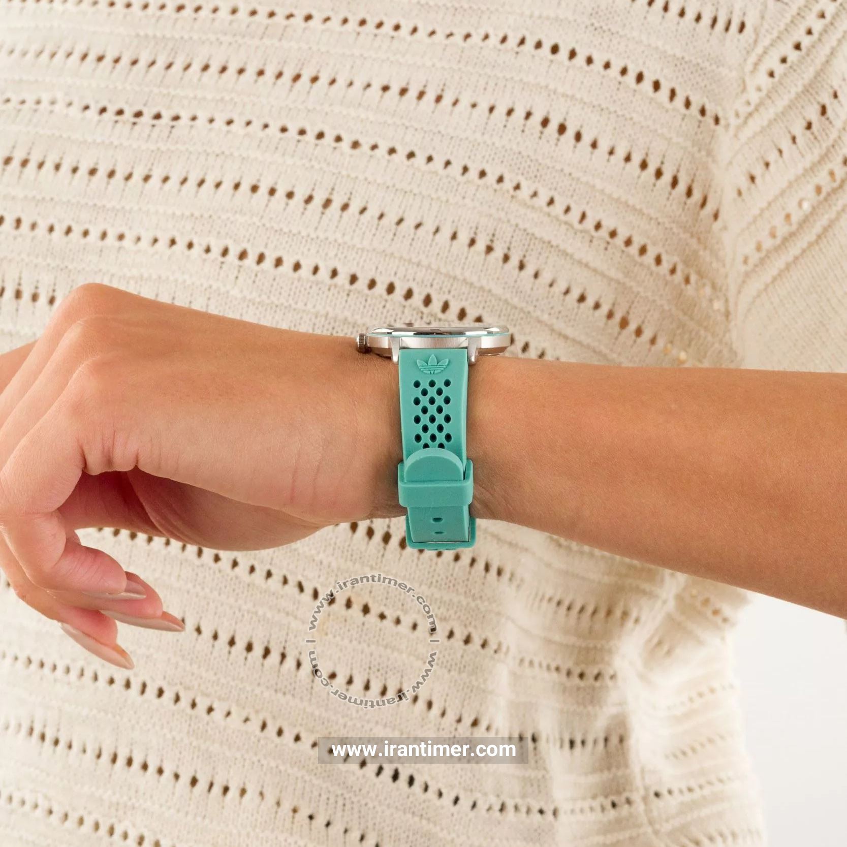 قیمت و خرید ساعت مچی زنانه آدیداس(Adidas) مدل AOSY22068 اسپرت | اورجینال و اصلی