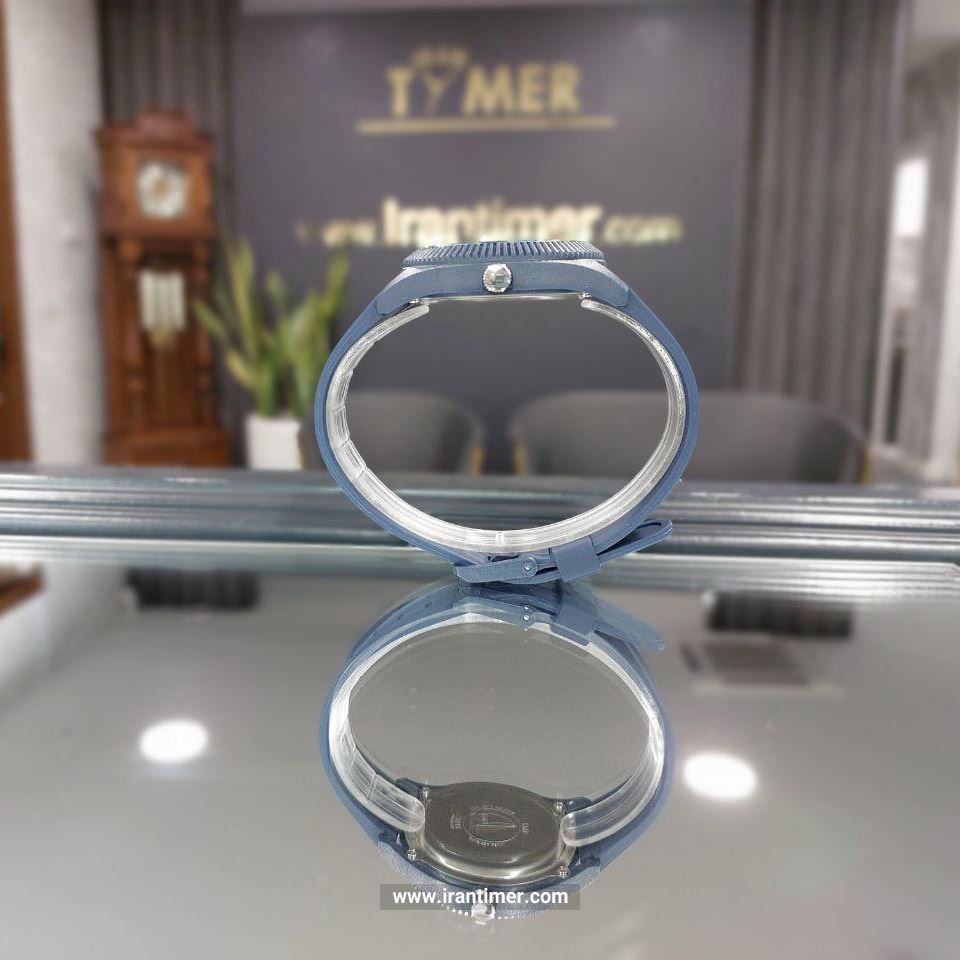 قیمت و خرید ساعت مچی مردانه کیو اند کیو(Q&Q) مدل V12A-006VY اسپرت | اورجینال و اصلی