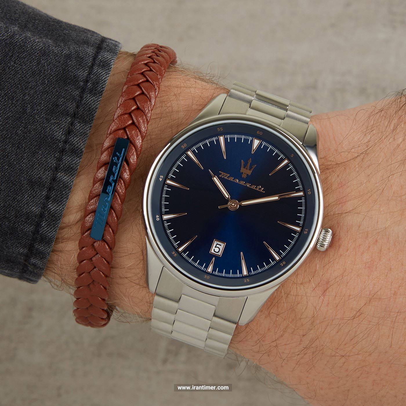 قیمت و خرید دستبند باز مردانه مازراتی(MASERATI) مدل JM222AVE03 کلاسیک | اورجینال و اصلی