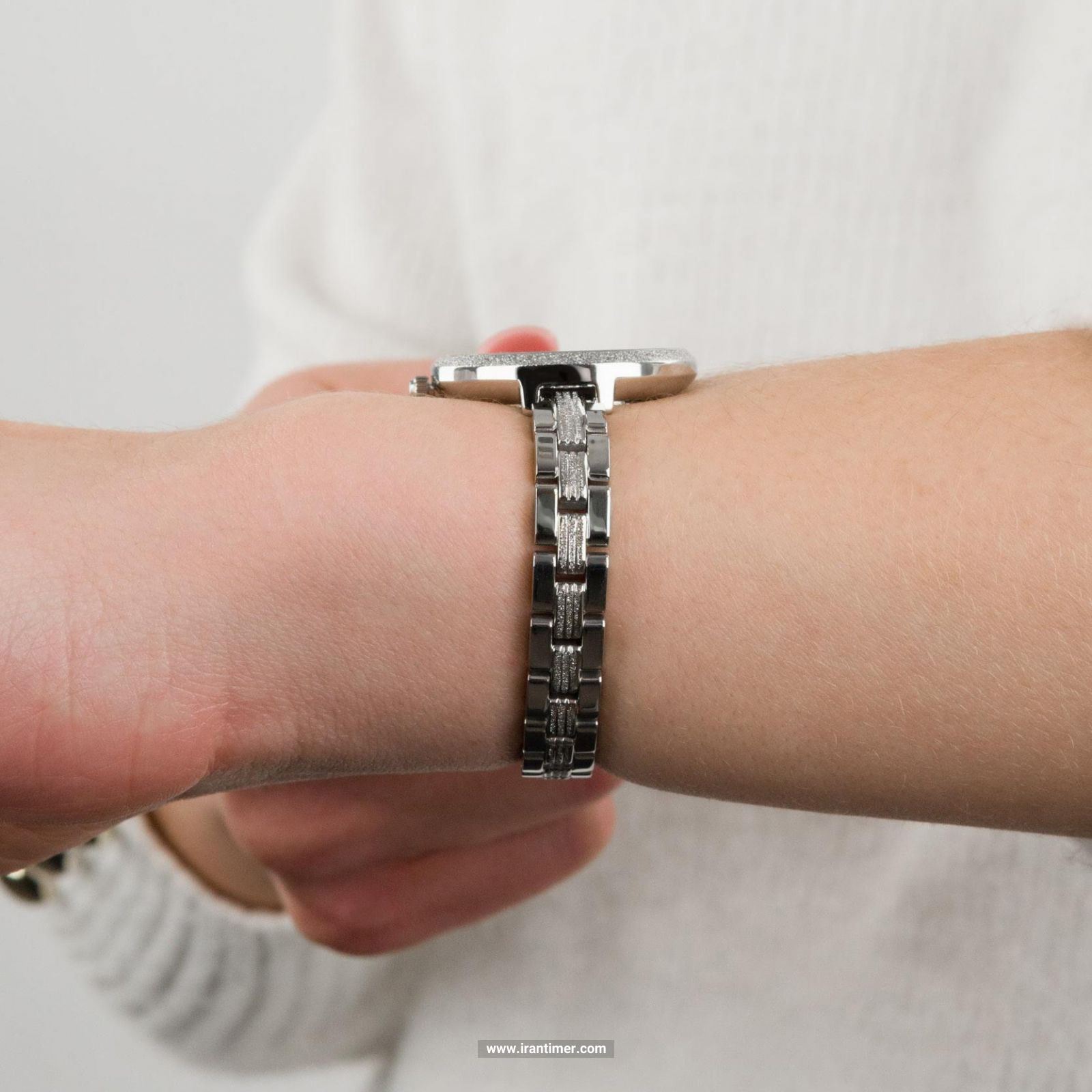 قیمت و خرید ساعت مچی زنانه آدریاتیکا(ADRIATICA) مدل A3753.5145Q فشن | اورجینال و اصلی