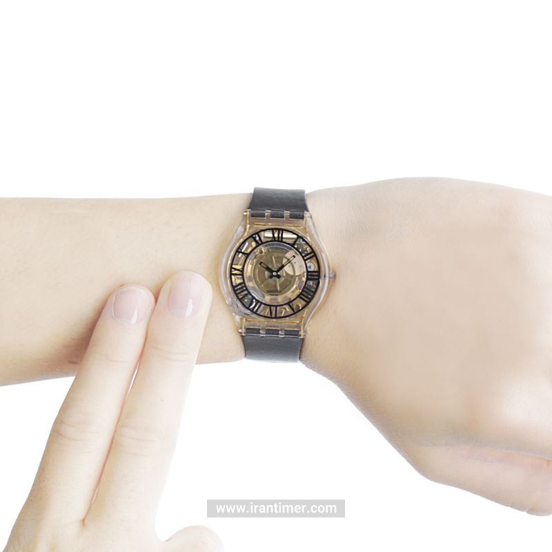 قیمت و خرید ساعت مچی زنانه سواچ(SWATCH) مدل SFK392 کلاسیک | اورجینال و اصلی