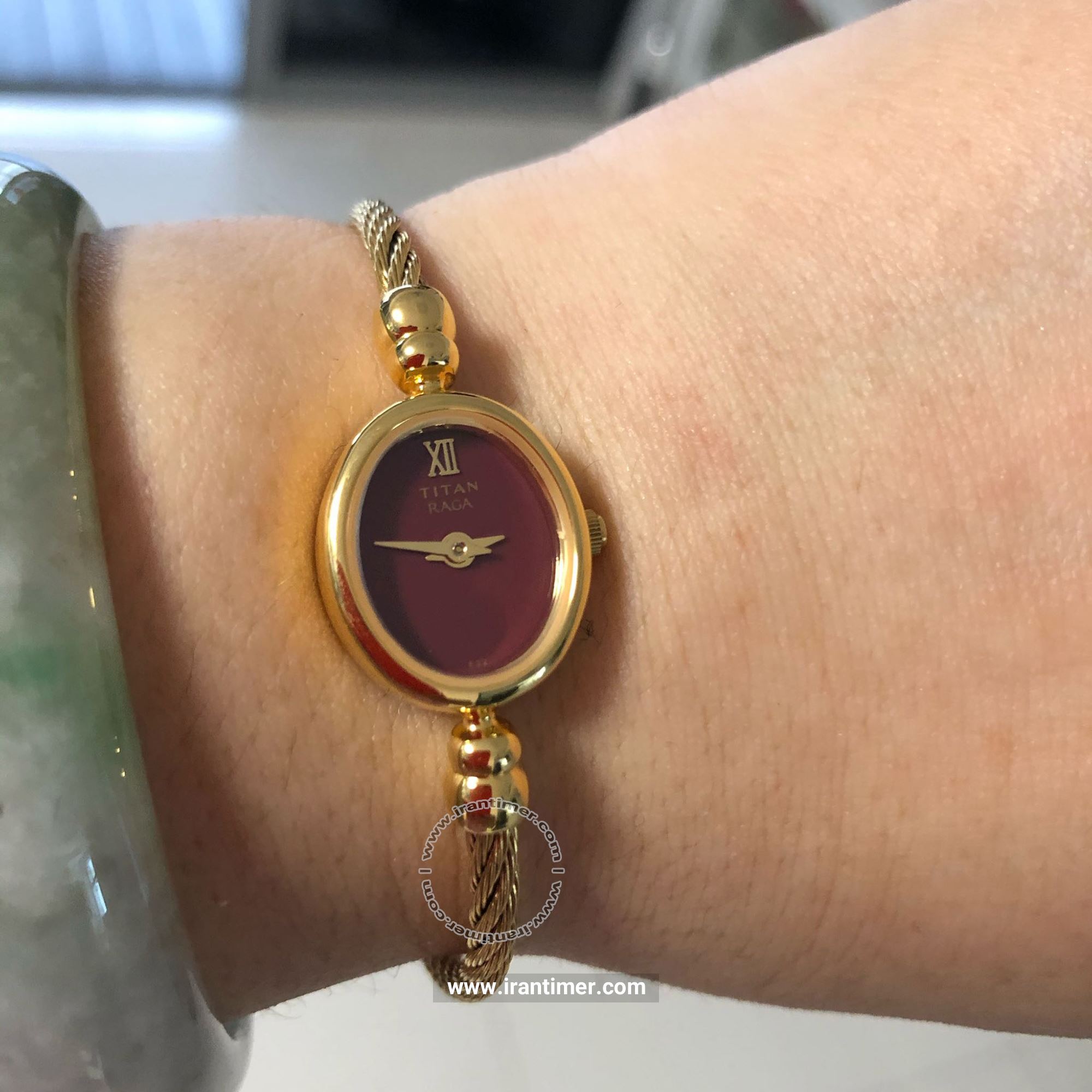 قیمت و خرید ساعت مچی زنانه تایتِن(TITAN) مدل 197YM02 کلاسیک | اورجینال و اصلی