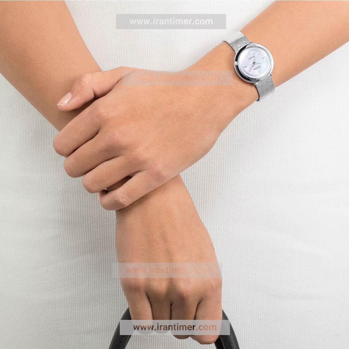 قیمت و خرید ساعت مچی زنانه سیتیزن(CITIZEN) مدل EM0640-82D فشن | اورجینال و اصلی