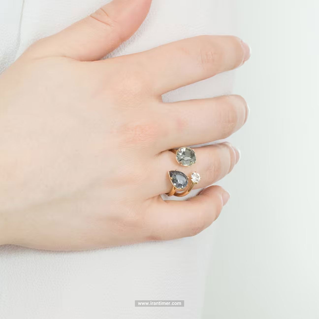 قیمت و خرید حلقه (انگشتر) زنانه برازوی(BROSWAY) مدل BFF34C فشن (ست لباس) | اورجینال و اصلی