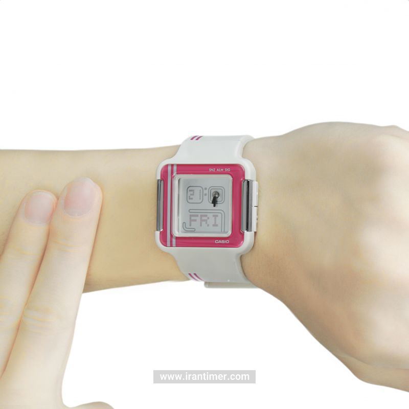 قیمت و خرید ساعت مچی زنانه کاسیو (CASIO) جنرال مدل LCF-21-4DR اسپرت | اورجینال و اصلی