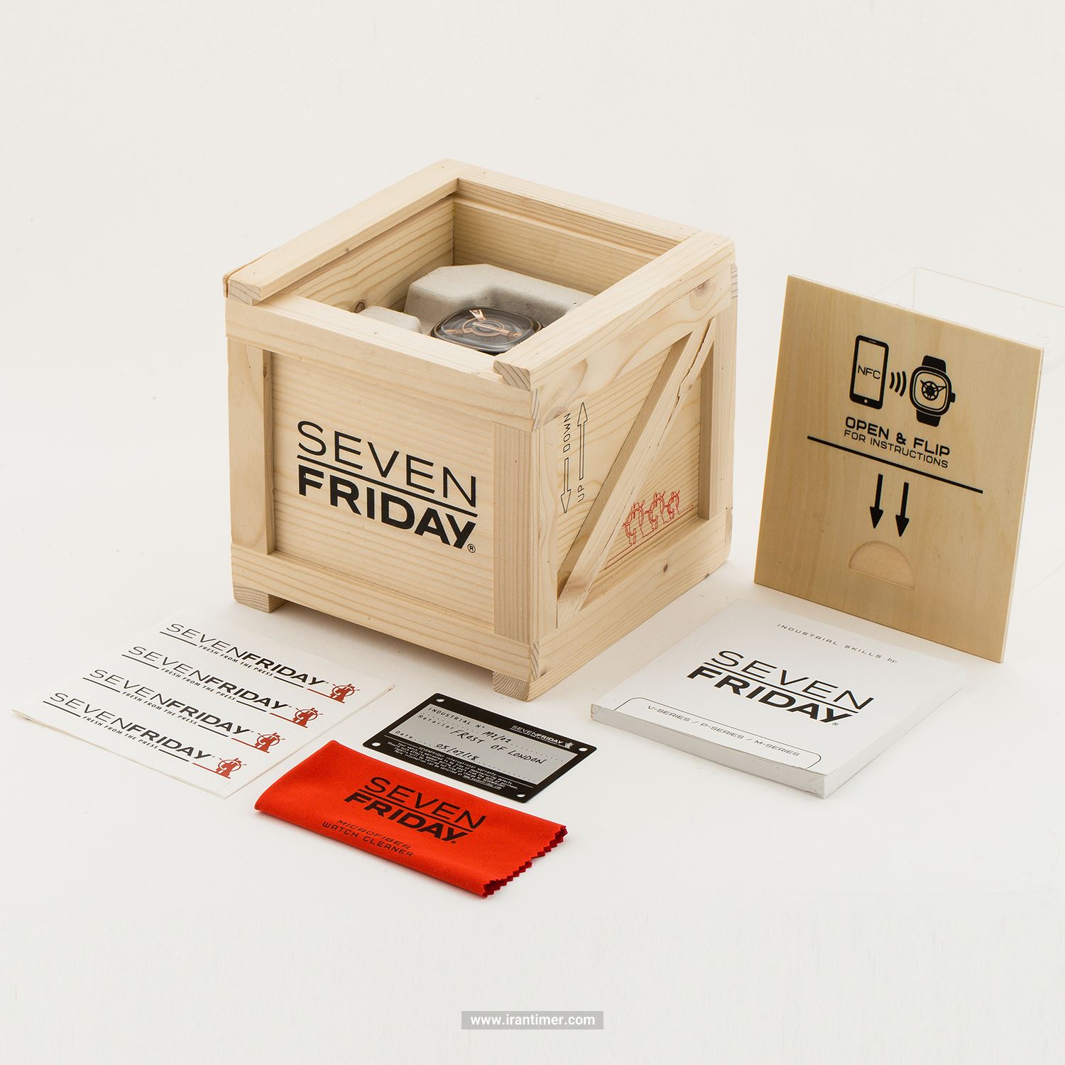 قیمت و خرید ساعت مچی مردانه سون فرایدی(SEVEN FRIDAY) مدل SF-P3B/03 اسپرت | اورجینال و اصلی