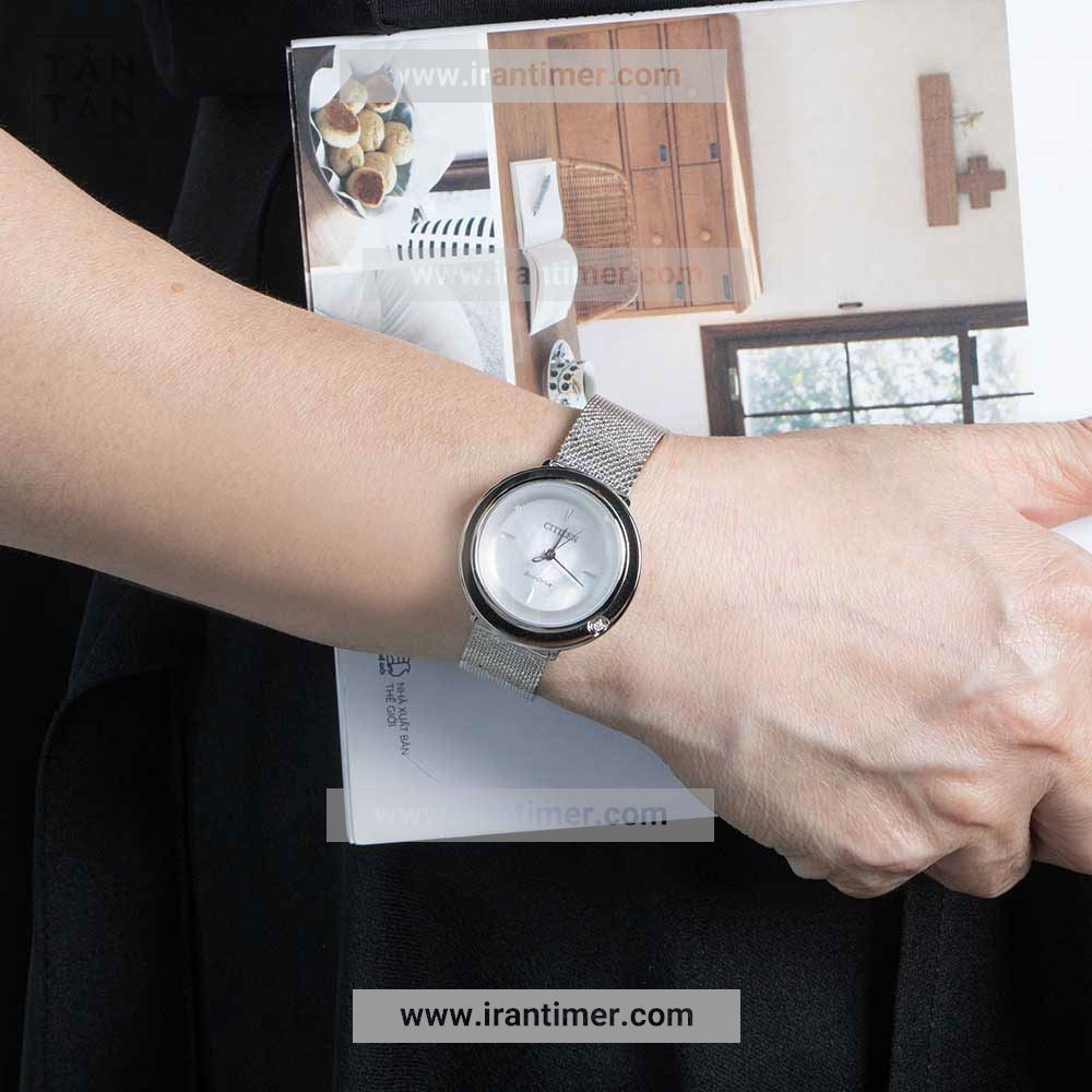 قیمت و خرید ساعت مچی زنانه سیتیزن(CITIZEN) مدل EM0640-82D فشن | اورجینال و اصلی